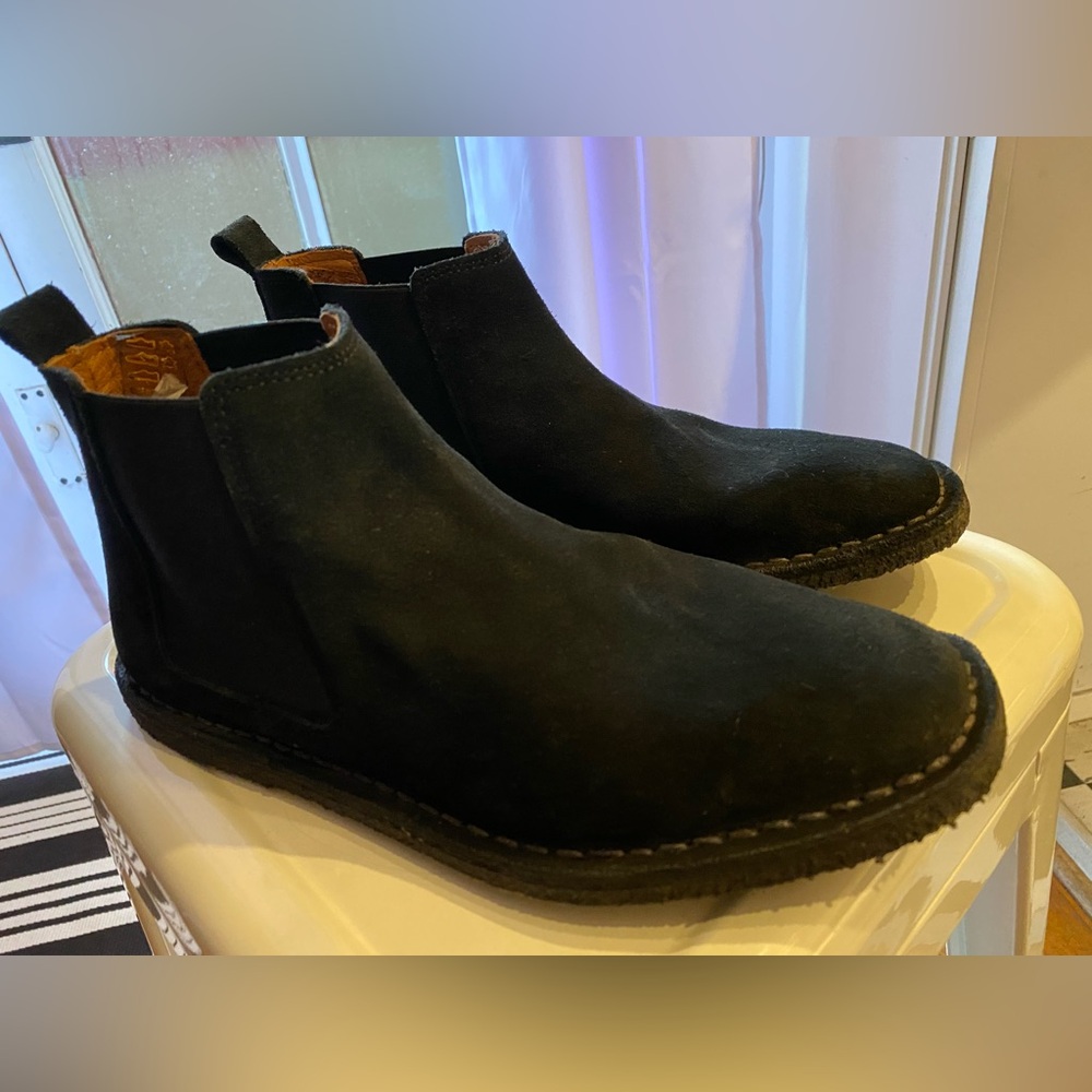 Pretty Green Men’s Black Suede Chelsea Boots UK 6/ US 8.5